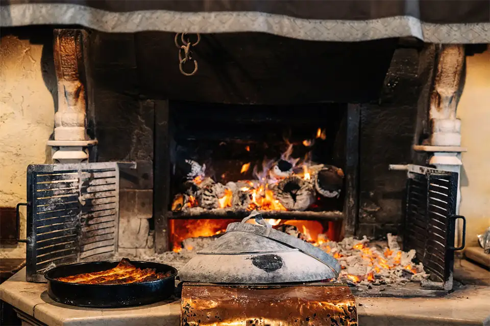 konoba Astarea kamin